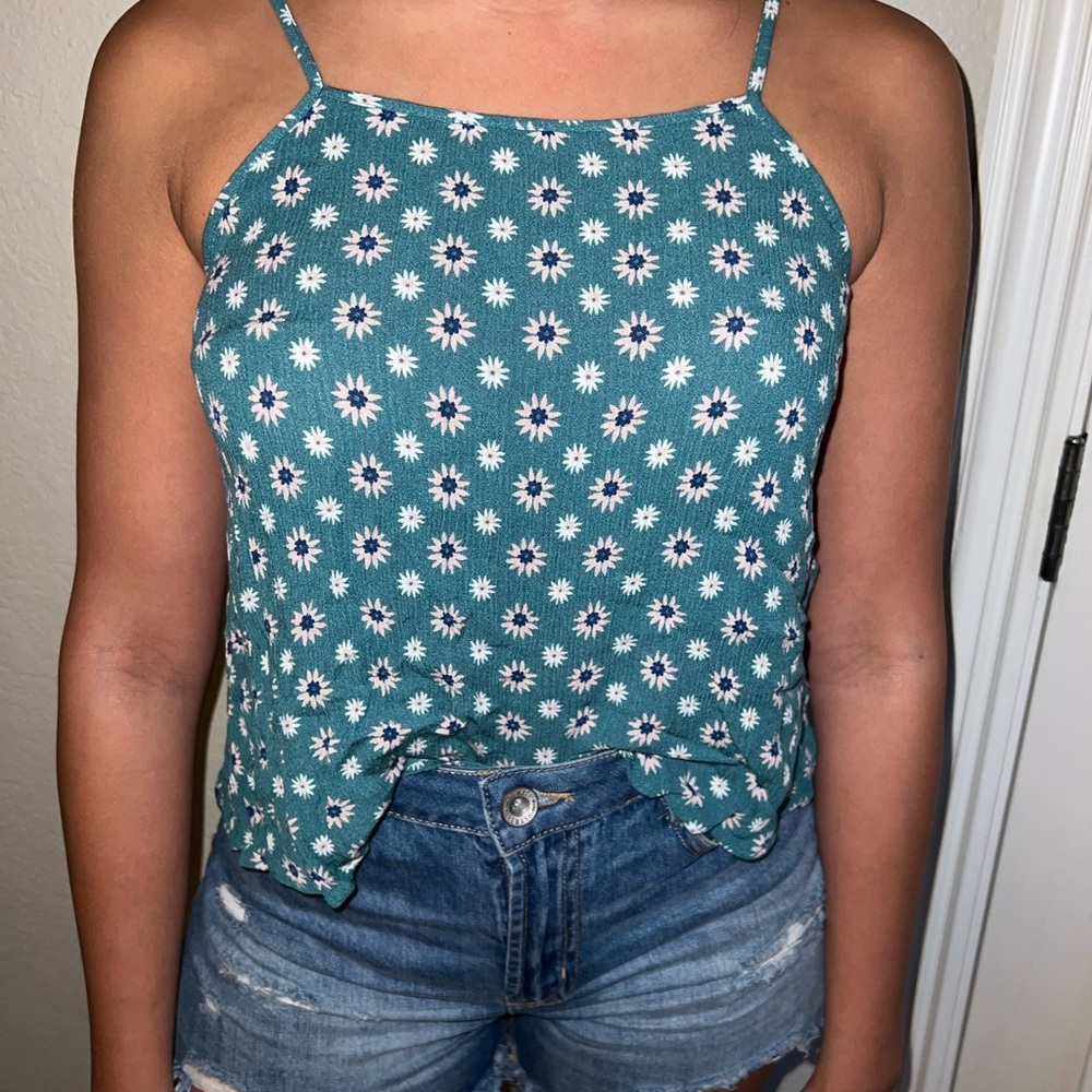 Floral green tank top !